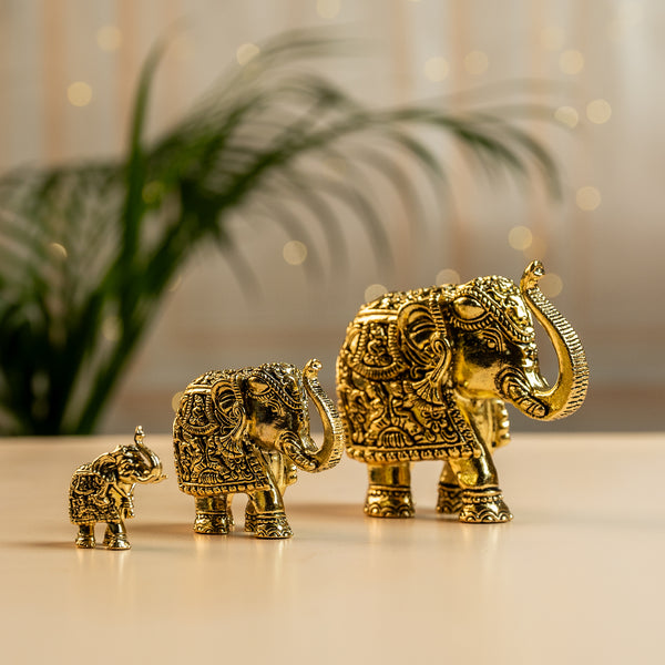 Bronze Elephant Family