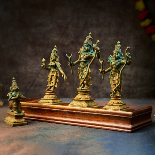 Antique Finished Ramar, Sita , Lakshmanan with Hanumar - 6"