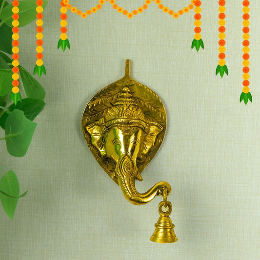 Aaalilai Vinayagar wall hanger with bell