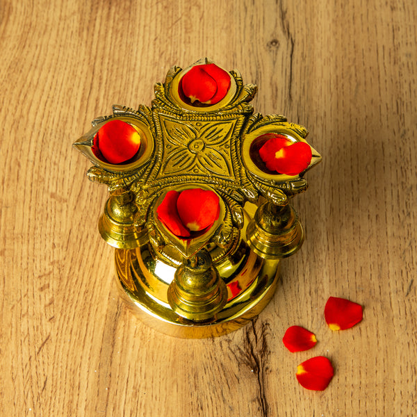 Chatur Deepa Divine Pack (Your Favourite Idol + Chatur Deepa Peedam)