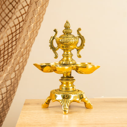 5-Wick Kalasa Vilakku