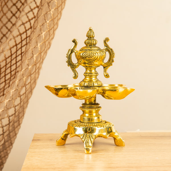 5-Wick Kalasa Vilakku