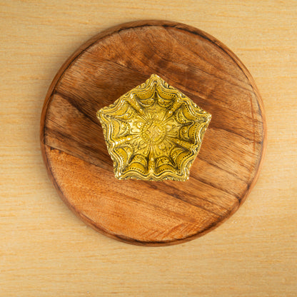 Swastik Agal Vialkku  (Pair)