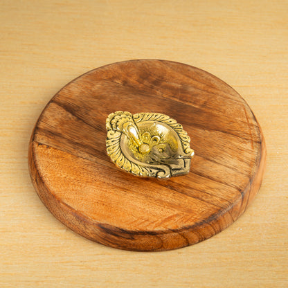 Mayil Agal Vilakku (Pair)