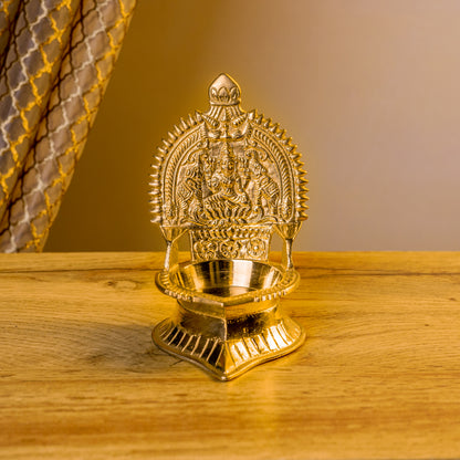 Kamakshi Vilakku ( Goddess Lakshmi)