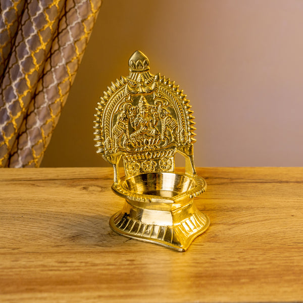 Kamakshi Vilakku ( Goddess Lakshmi)