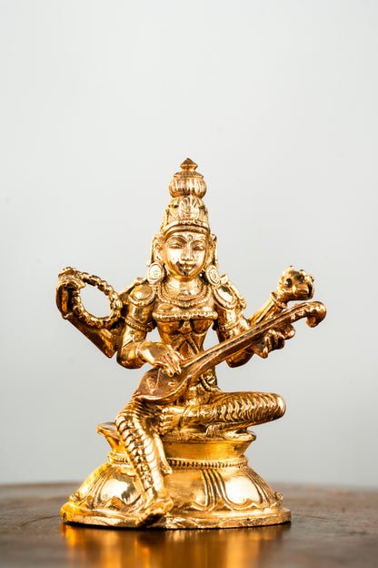 Mini Devotinal Pack. (Your Favourite Idol + Mini Peedam + 2 Lotus Deepams )