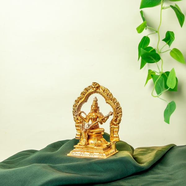 Bronze Saraswathi  with Prabhavali  5